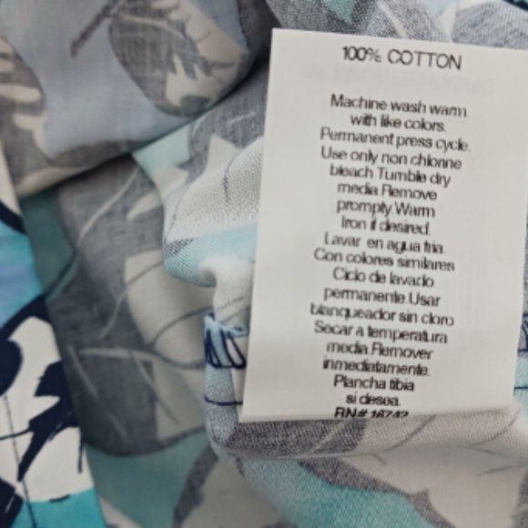 White Swan Bio Womens Scrub top Size XXS Leaf Reflections Cotton Flower Print - Picture 7 of 7